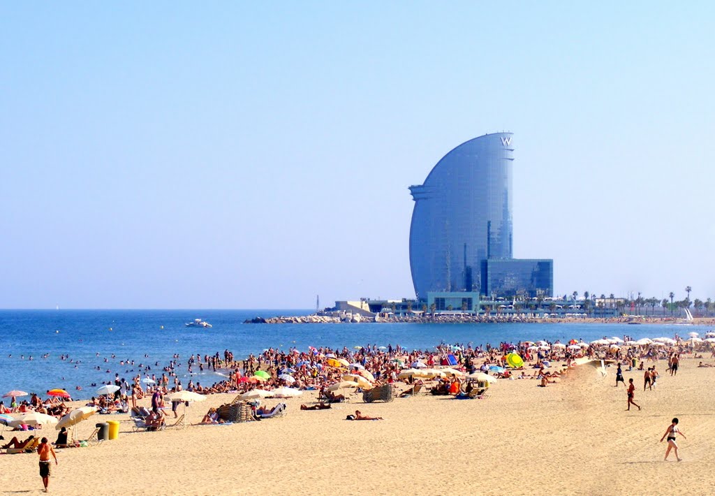 Пляж Барселонета (Barceloneta) - Барселона Путеводитель Happyinspain