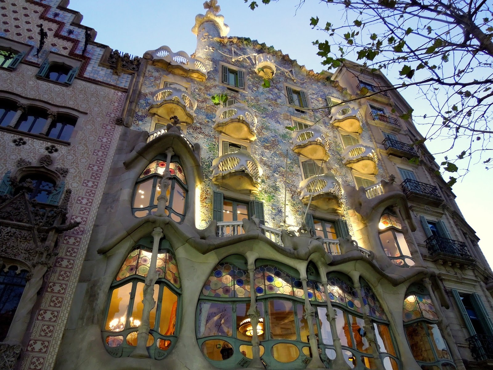 Дом Батльо (Casa Batlló) - Достопримечательности Барселоны