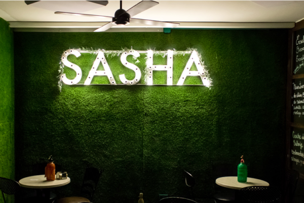 Sasha Bar 1968